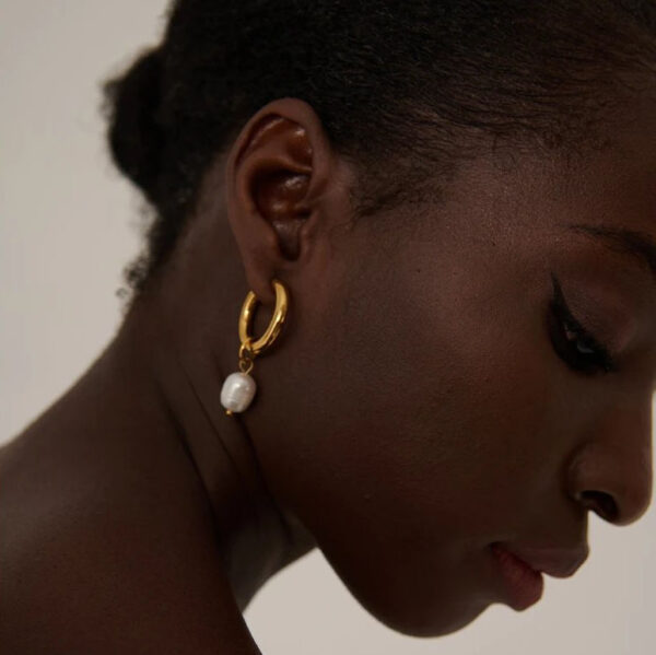 Boucle d'oreille fleur Perle Simple – Image 2