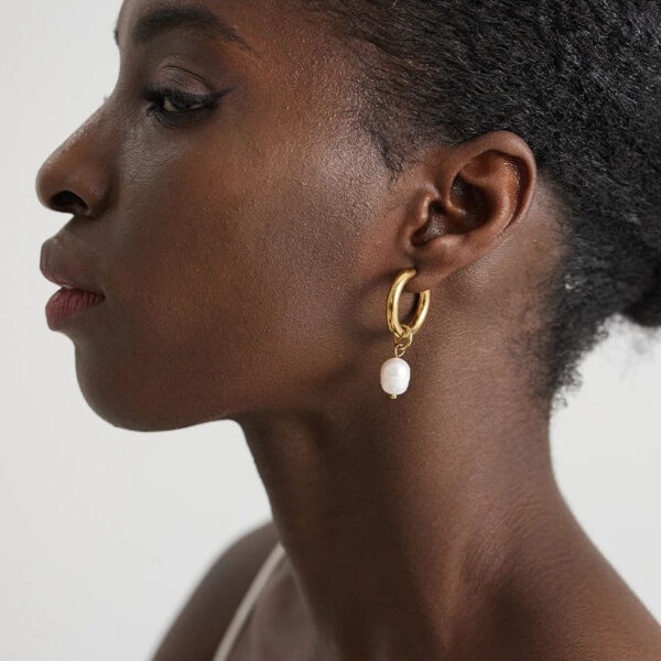 Boucle d'oreille fleur Perle Simple – Image 3