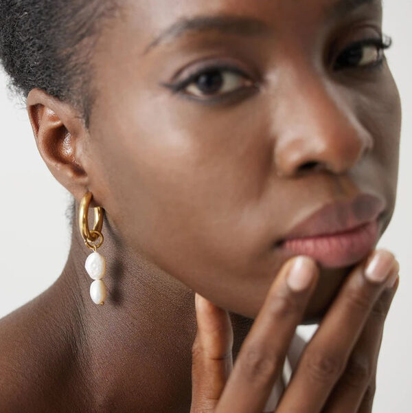 Boucle d'oreille fleur Perle Double – Image 3