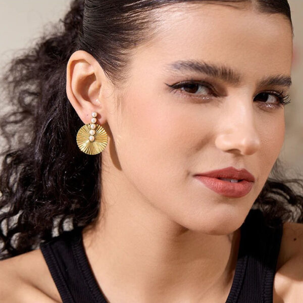 Boucle d'oreille fleur Suite Perlée – Image 6
