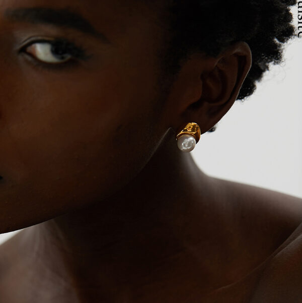 Boucle d'oreille fleur Perle Précieuse – Image 6