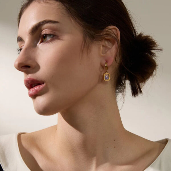 Boucle d'oreille fleur Cristal – Image 5