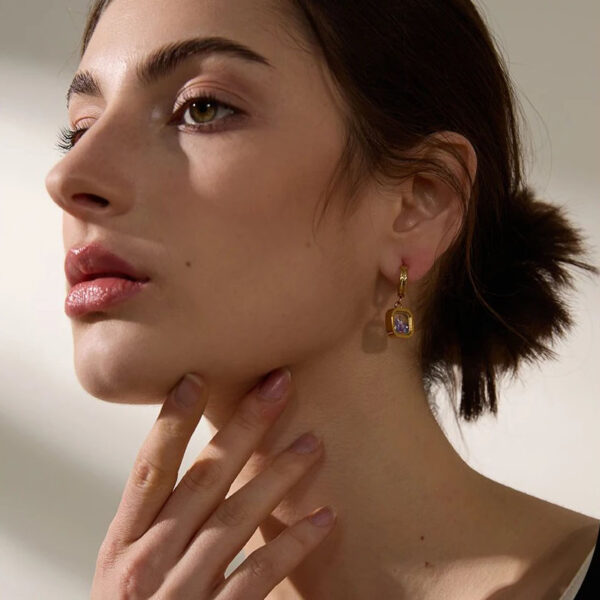Boucle d'oreille fleur Cristal – Image 3