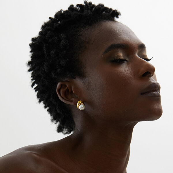 Boucle d'oreille fleur Perle Précieuse – Image 3