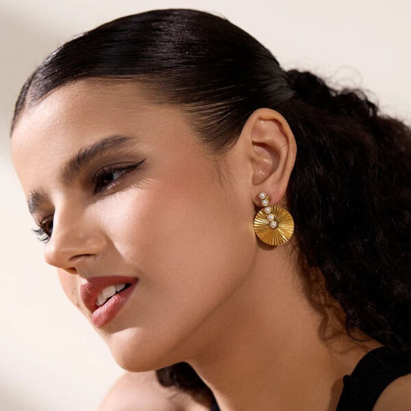 Boucle d'oreille fleur Suite Perlée – Image 4