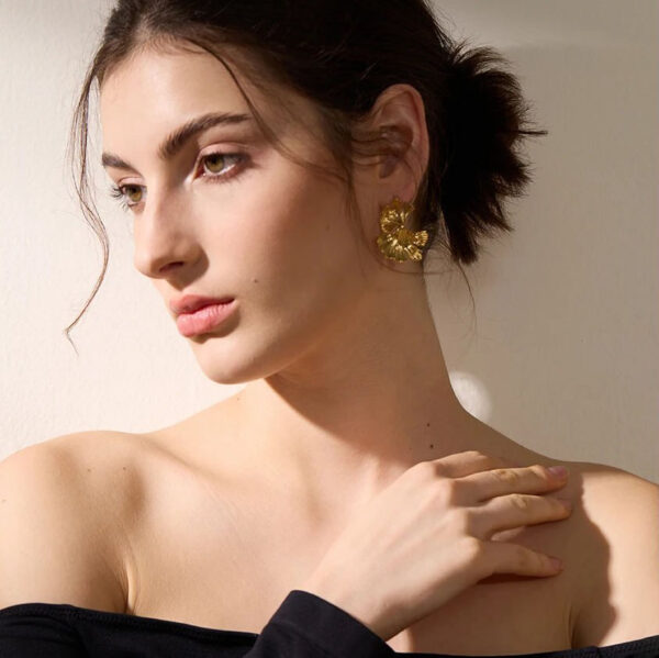 Boucle d'oreille fleur Exotique – Image 4